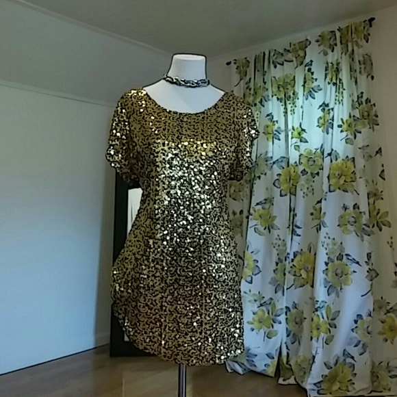 Party Dress - Picture 2 of 4