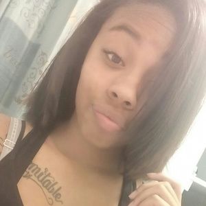 Meet your Posher, Caresse