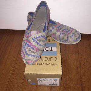 TOMS - Ash Indo