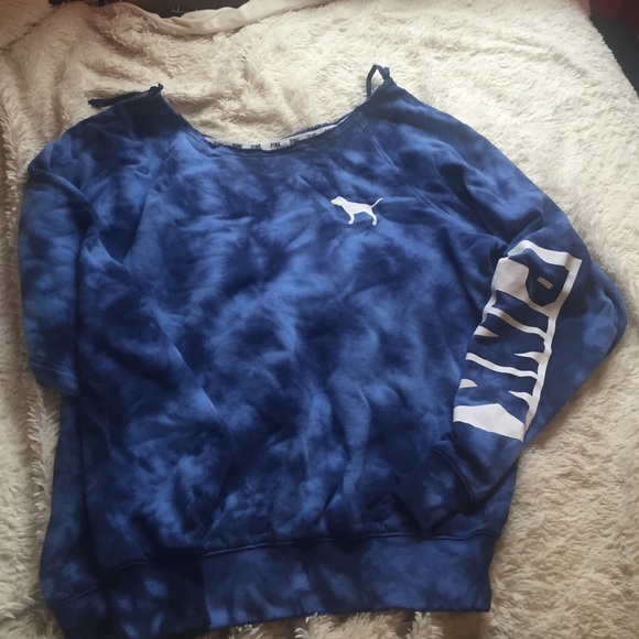 Pink Victoria's Secret crew sweatshirt. Size small
