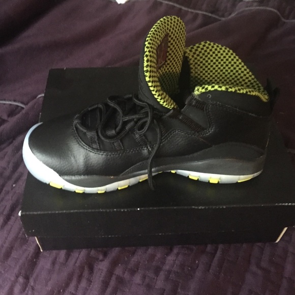 Air Jordan Retro 10 - Picture 2 of 4