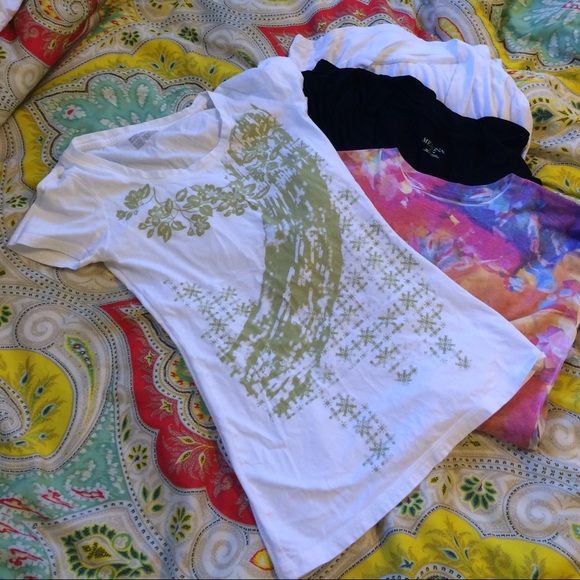 T-Shirts gifted with purchase - Picture 1 of 1