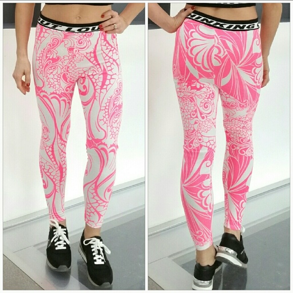 Sporty Statment leggings and top Set!! - Picture 3 of 4