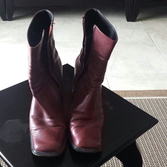 Genuine leather burgundy boots