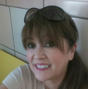 Meet your Posher, Lupe