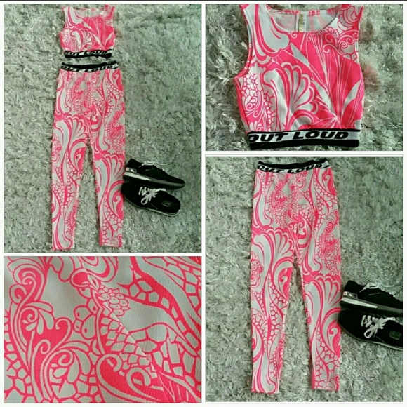 🆕💋HP💋Sexy Sporty girl outfit! - Picture 3 of 4