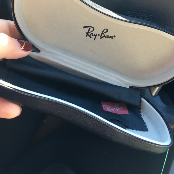 Ray ban case - Picture 2 of 3