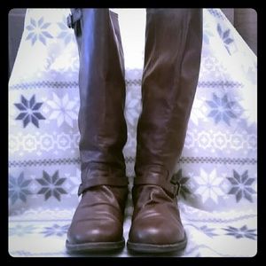 Brown boots
