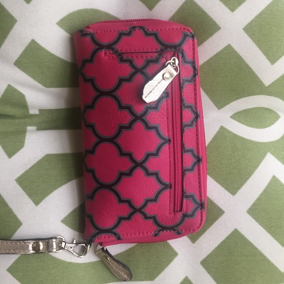 Wristlet - Picture 2 of 3