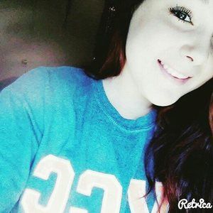 Meet your Posher, Hallie