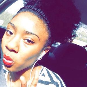 Meet your Posher, Rhea