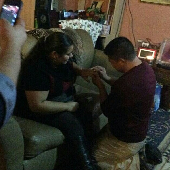 Meet your Posher, Betsy - Picture 3 of 3