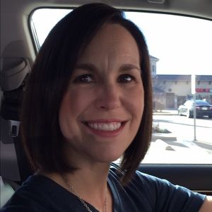 Meet your Posher, April