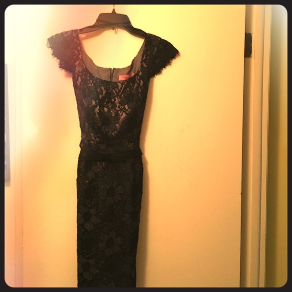 New w/tags Eliza J New York Size 4 Charcoal dress!