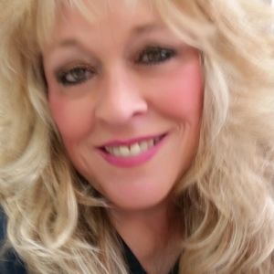 Meet your Posher, Sandy