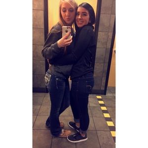 Meet your Posher, Mackinley