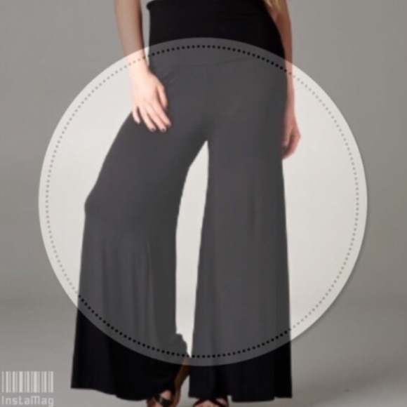 💥HOST PICK 10/6, 12/6💥BLACK PALAZZO PANTS! - Picture 2 of 2
