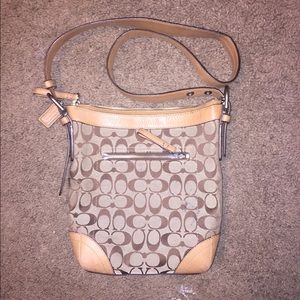 AUTHENTIC COACH CROSSBODY PURSE