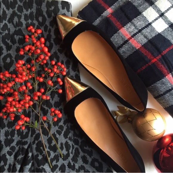 NEW in box J Crew Velvet Cap Toe Amelia Flats - Picture 2 of 4