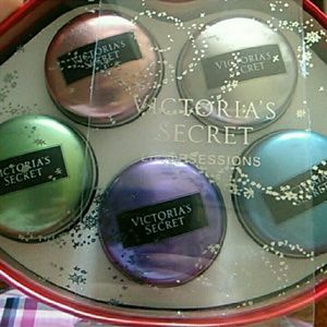 🆕Victoria's Secret Lip Balm Package