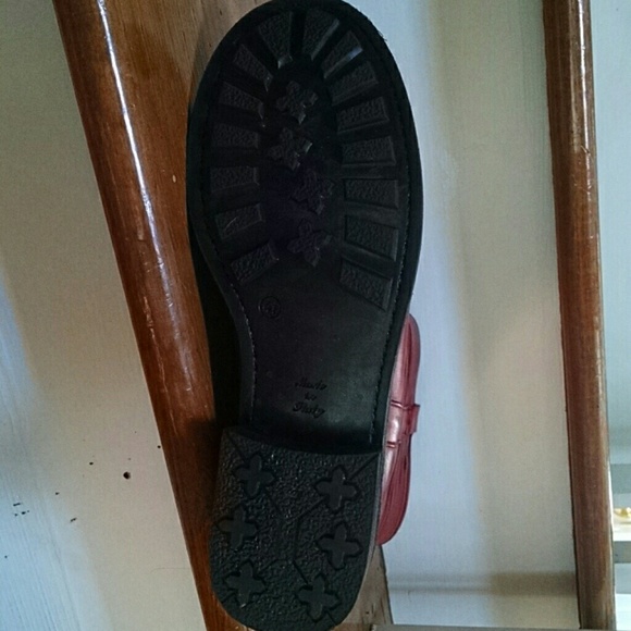 Red leather boots - Picture 4 of 4