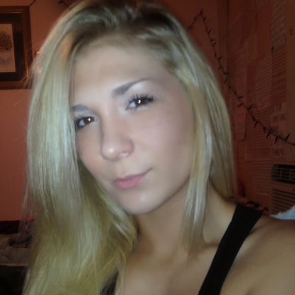 Meet your Posher, Ashlynn