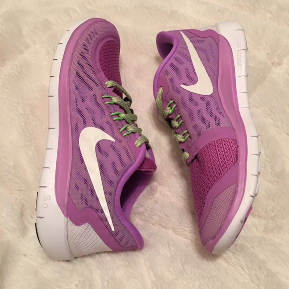 Nike Shoes - ❗️LOWEST❗️Nike Free 5.0