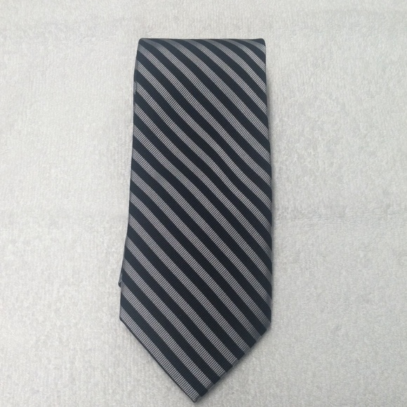 Mens silk tie
