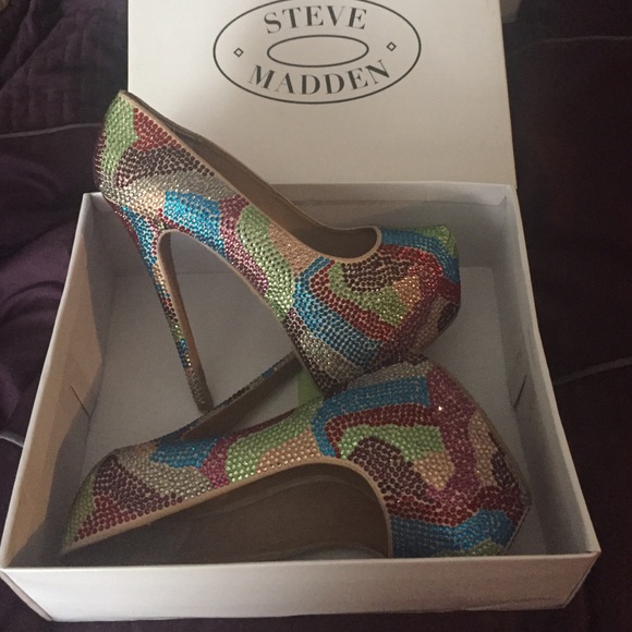 Dyvinal Platform - Picture 1 of 4