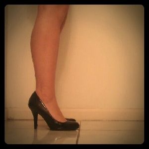 Lauren Conrad 2 1/2 inch heels