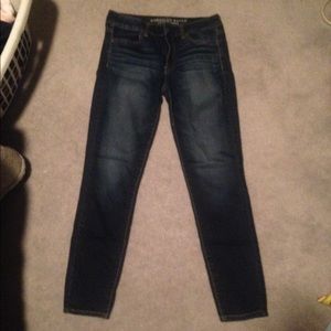 Brand New Women's American Eagle Size 6 Jeggings