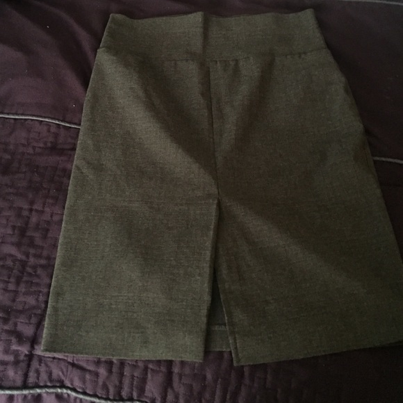 Charc Gry pencil skirt - Picture 3 of 3