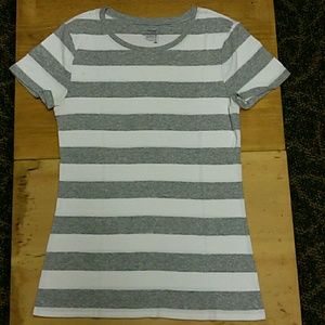 Old Navy gray and white striped t-shirt