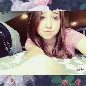 Meet your Posher, Chloe