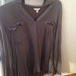 Two front pocket v neck blouse