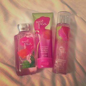 Bath & Body Works Sweet Pea Gift Set