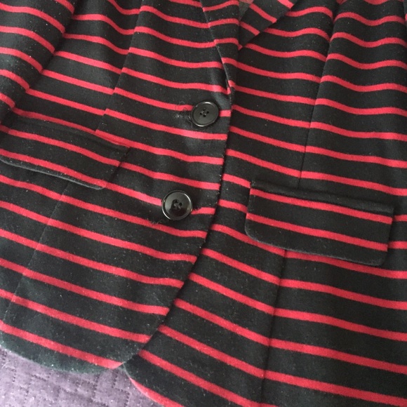 Blazer - Picture 3 of 4