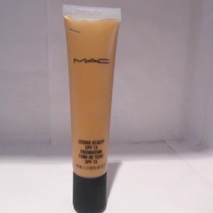 Mac Studio Sculpt Foundation