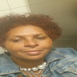 Meet your Posher, Jeannetta