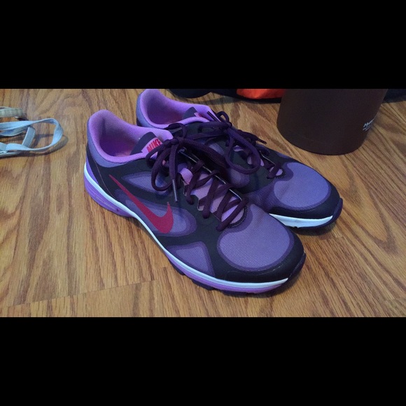 Women's Nike shoes
