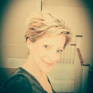 Meet your Posher, Becky