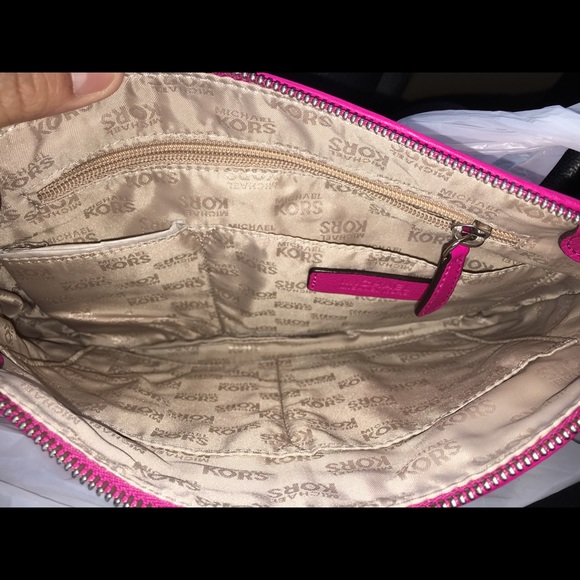 Brand new Micheal Kors NEVER used - Picture 2 of 3