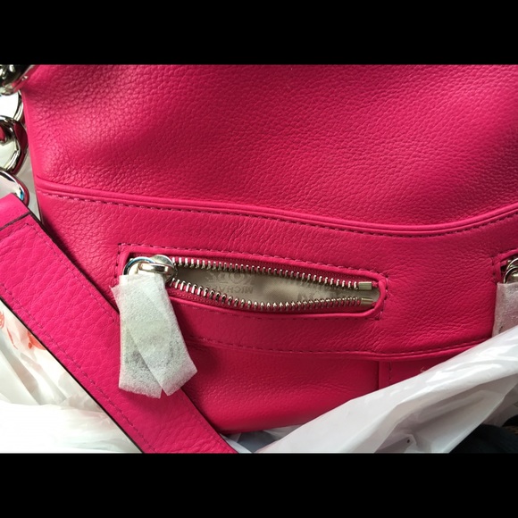 Brand new Micheal Kors NEVER used - Picture 3 of 3