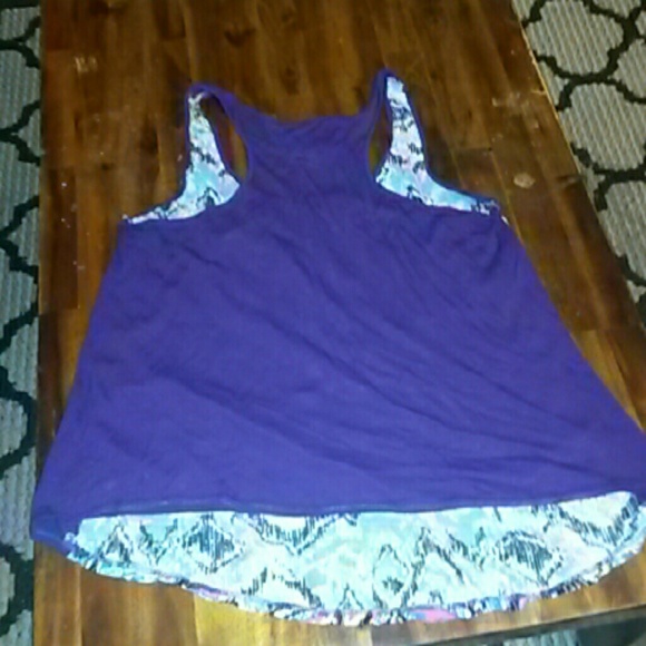 Mosaic Chevron Pattern Top - Picture 3 of 4