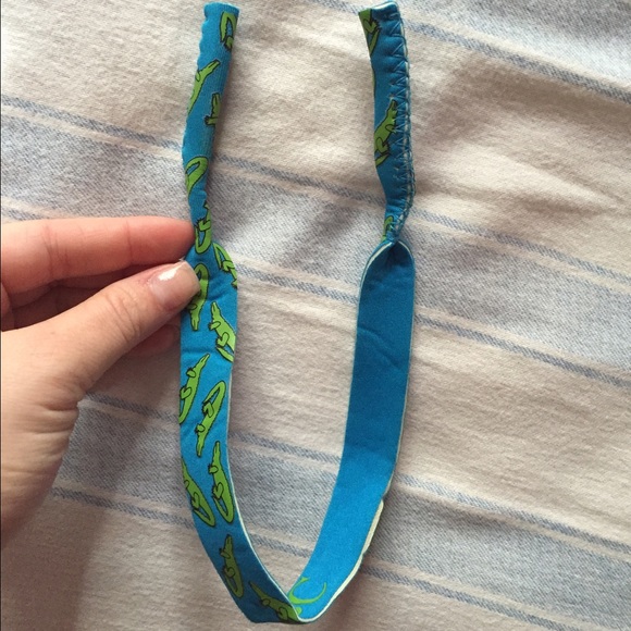 Vineyard Vines Accessories - Alligator croakie 🐊🐊