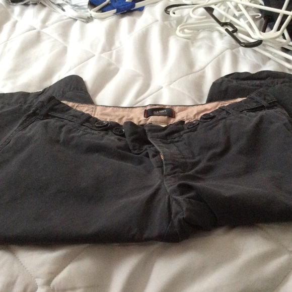 Black old navy capris