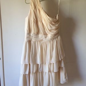 Cream ruffle short dress
