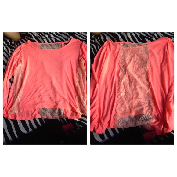 AE shirt size large