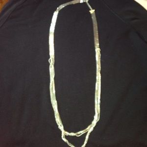 Drape Necklace ⭐️