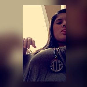 Meet your Posher, Samantha